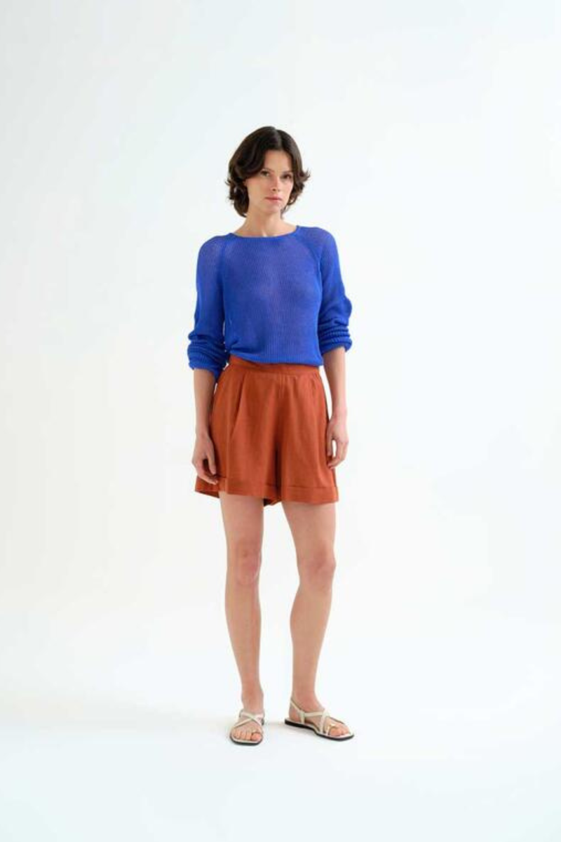 Short Brown